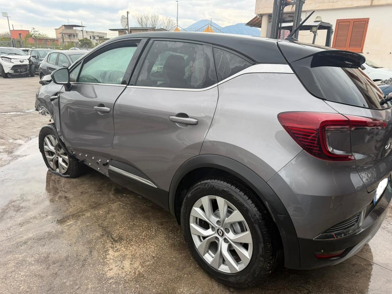 Renault Captur GPL sinistrato - 2021