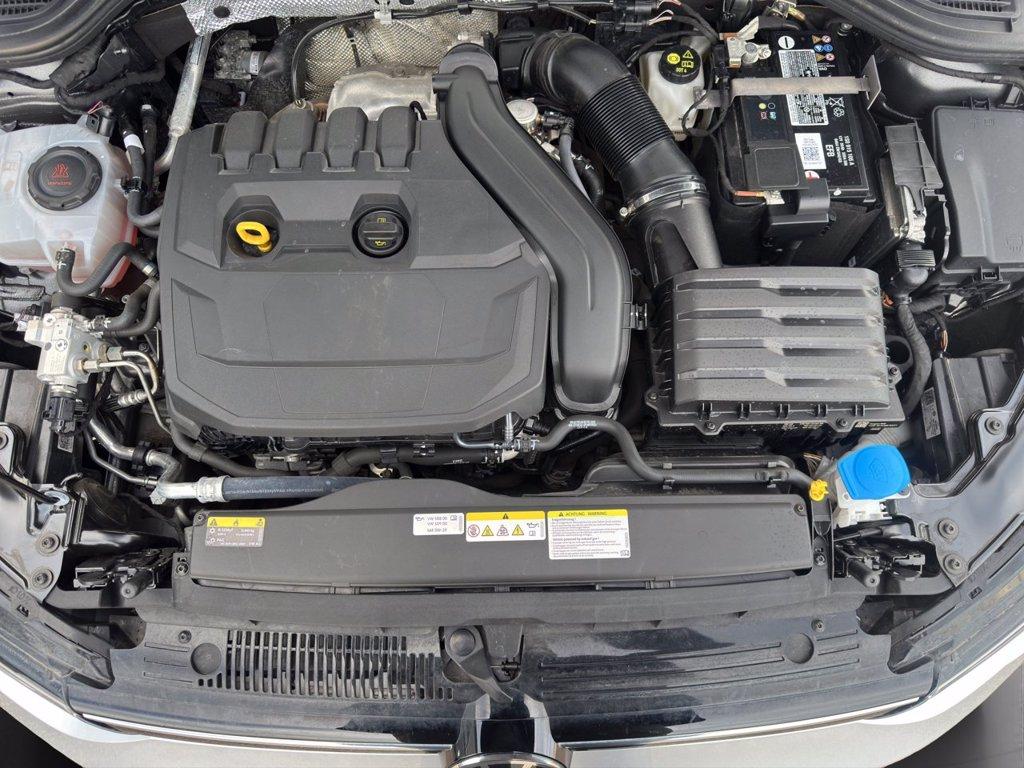 VOLKSWAGEN Golf 1.5 tgi life 130cv del 2022
