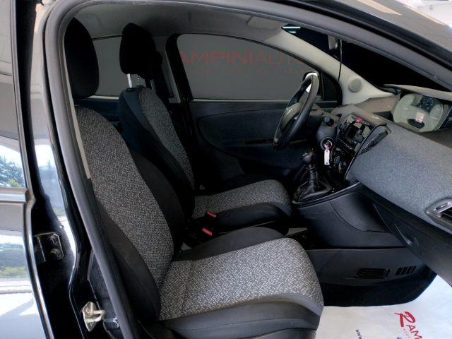 LANCIA Ypsilon 1.0 FireFly Hybrid Km 35.000 Iva Esposta