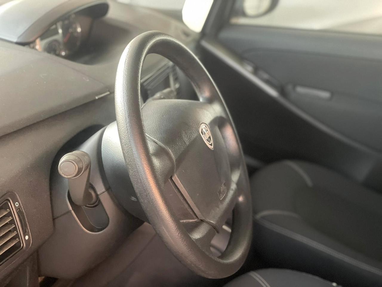 Lancia MUSA 1.3 Mjt 95 CV 5th Avenue