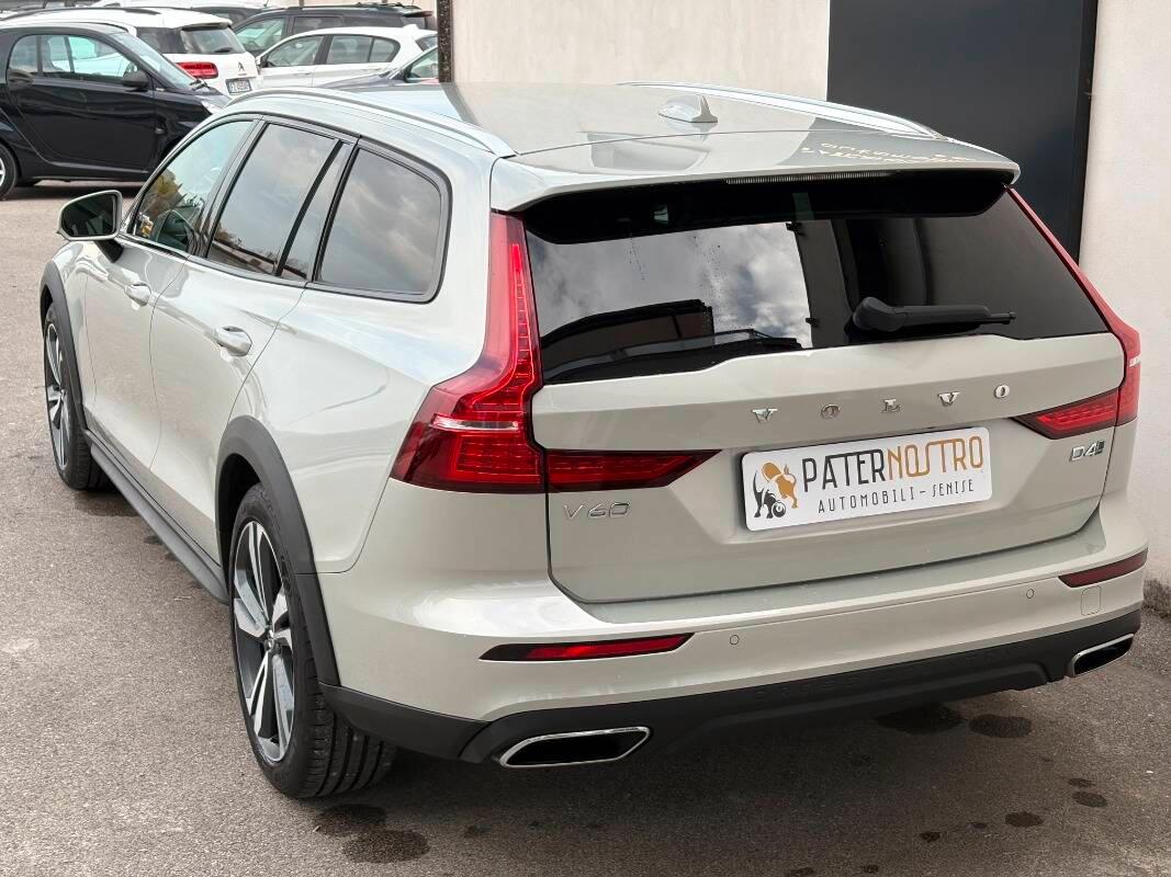 Volvo V60 V60 c.country 2.0 D4 Pro awd geartronic