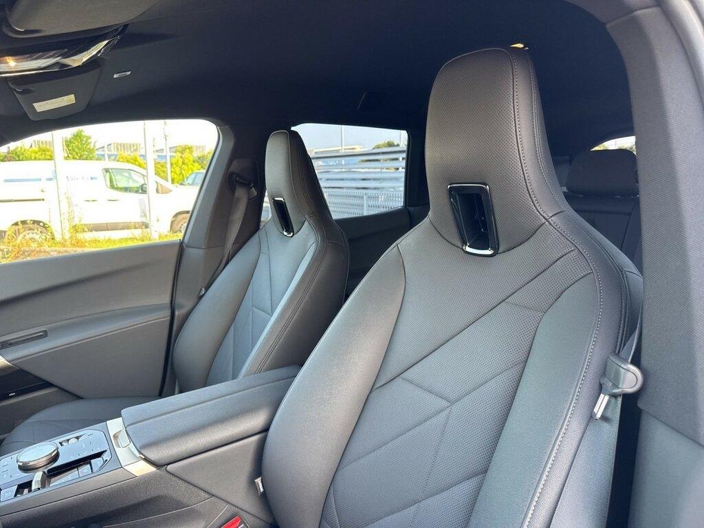 BMW iX 50 pacchetto sportivo xDrive