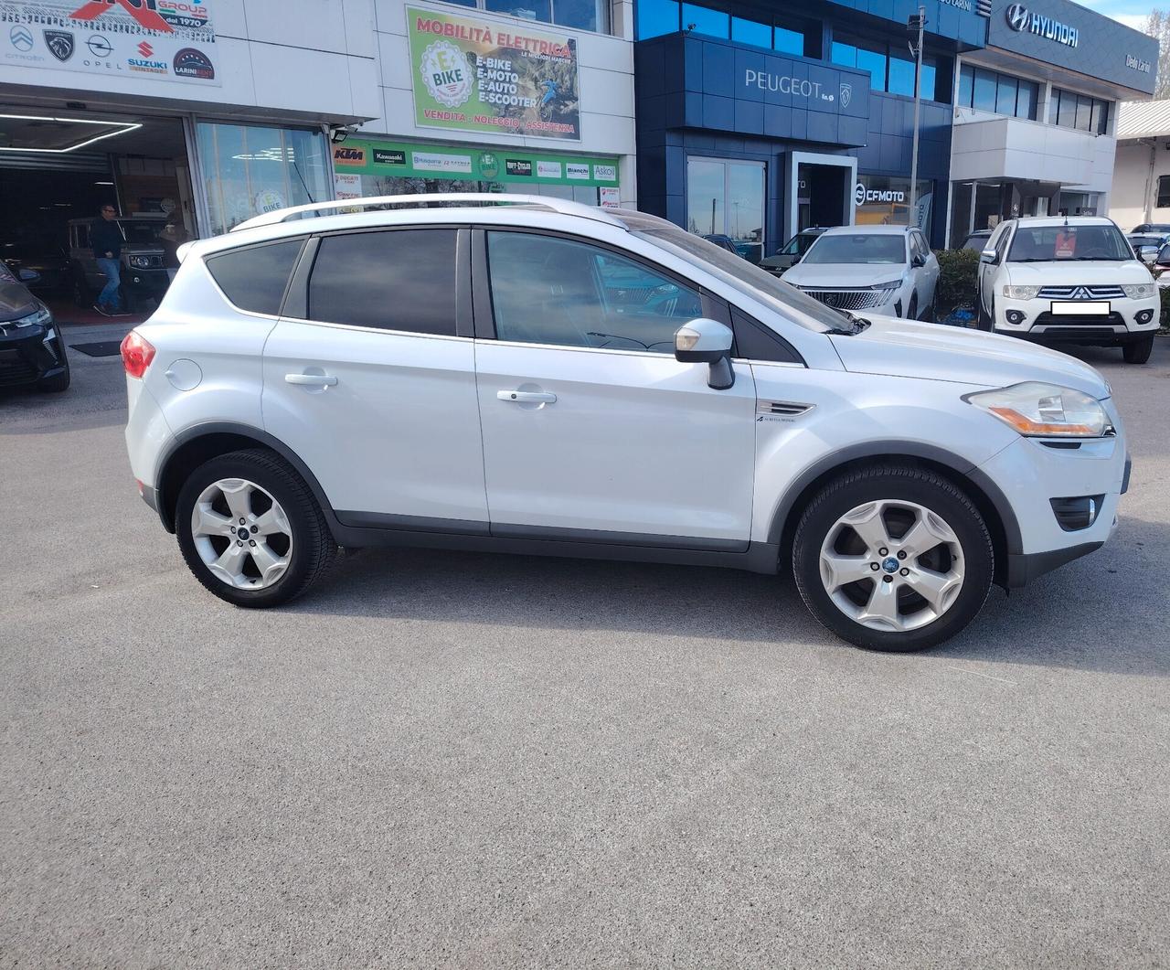 Ford Kuga 2.0 TDCi 136 CV 4WD Titanium -4x4