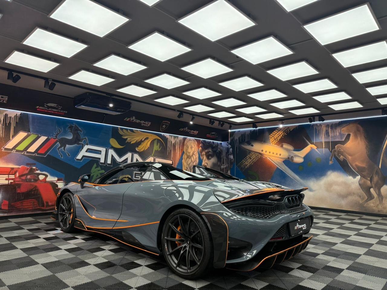 Mclaren 765LT (765)