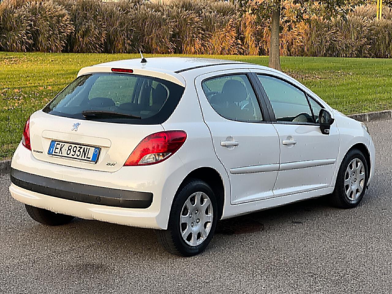Peugeot 207 1.4 Benzina Ok Neopatentati