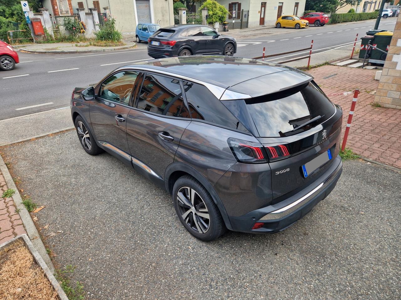 Peugeot 3008 1.5 130CV "67.200 km" AUTOMATICA, Carplay, Telecamera 360
