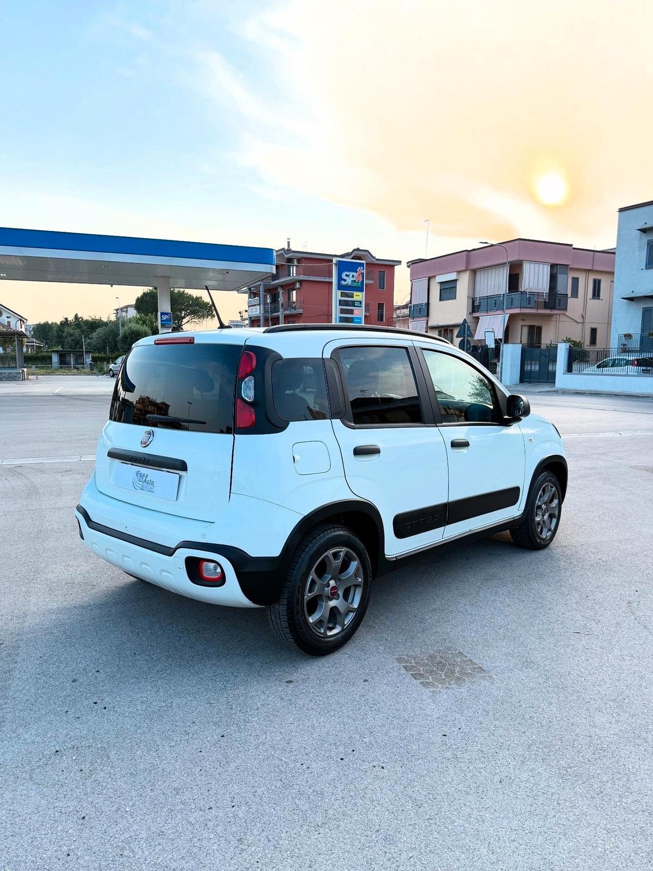 Fiat Panda 1.0 FireFly S&S Hybrid City Cross