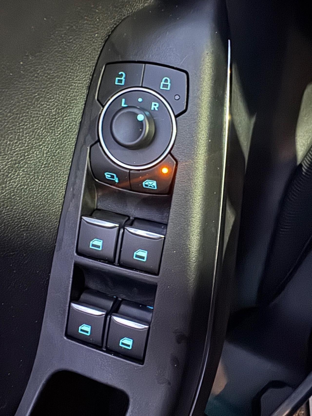 Ford Puma 1.0 EcoBoost Hybrid 125CV ST-Line X 2023