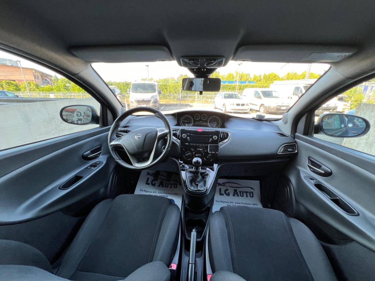 Lancia Ypsilon 0.9 TwinAir 85 CV 5 porte Metano Ecochic Gold