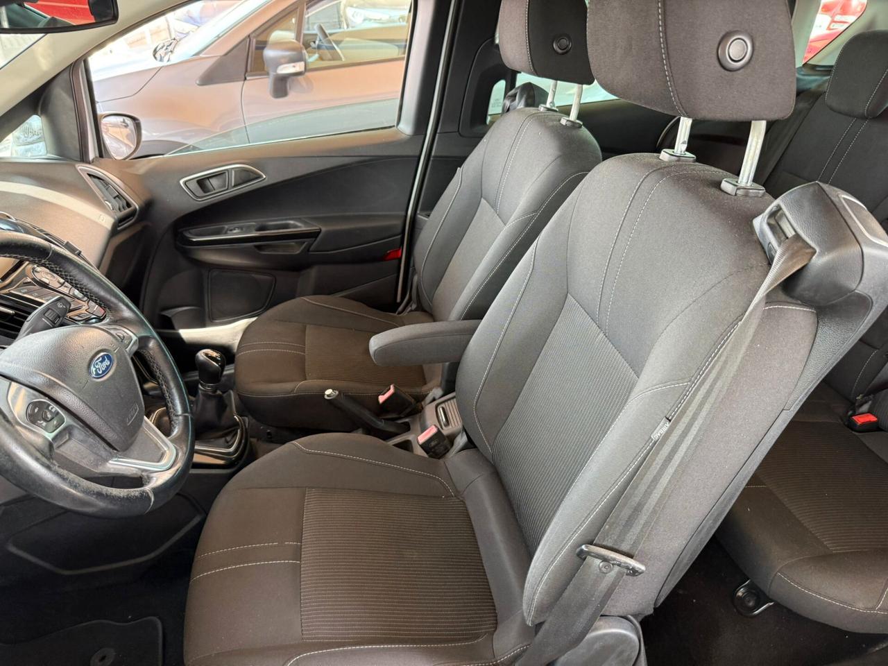 Ford B-Max 1.5 TDCi 95 CV Business Titanium