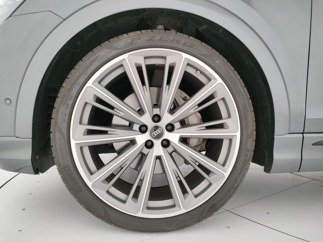 Audi Q8 55 3.0 tfsi mhev sport quattro tiptronic
