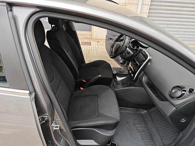 RENAULT Clio 1.5 dCi 75CV *NAVI* - 2015