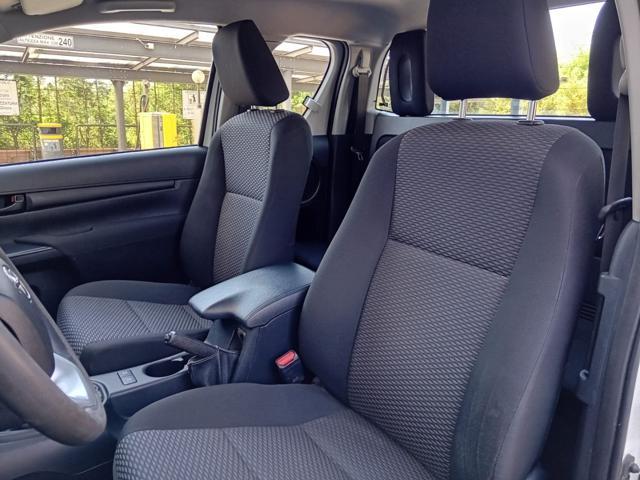 TOYOTA Hilux 2.4 D-4D 4WD 2 PORTE EXTRA CAB PREZZO IVA ESCLUSA