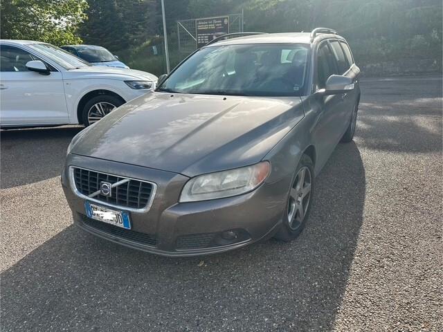 Volvo V70 2.4 D Momentum