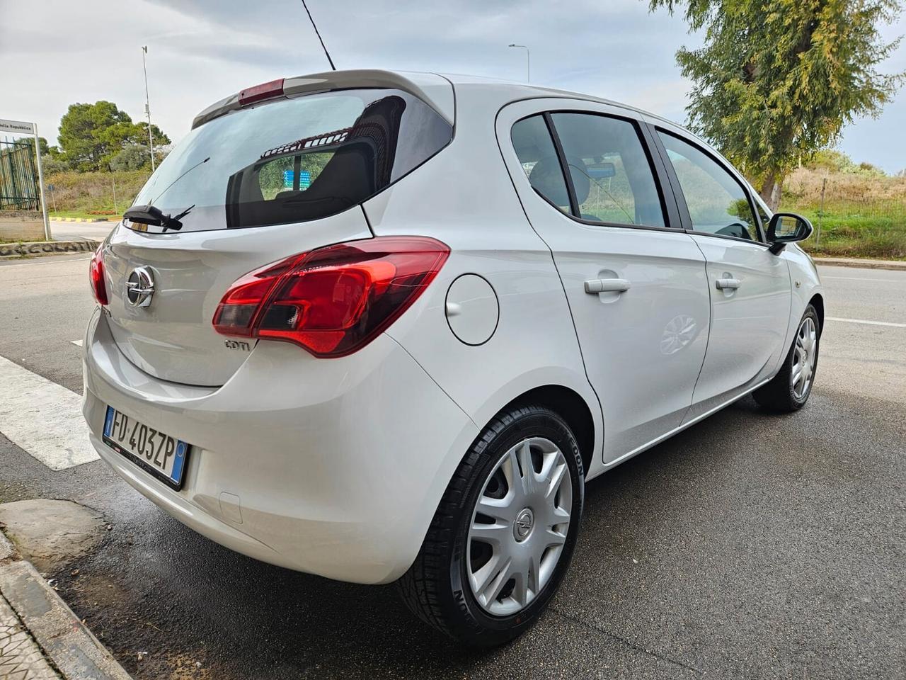 Opel corsa 1.3 mtj 5porte 55kw 75cv