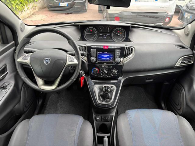 LANCIA Ypsilon 1.2 69 CV 5 porte GPL Ecochic Gold
