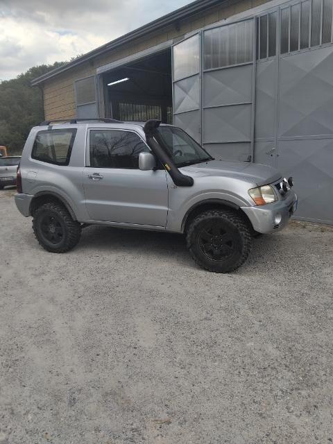 Mitsubishi Pajero 2.5 TDI 3p. GL