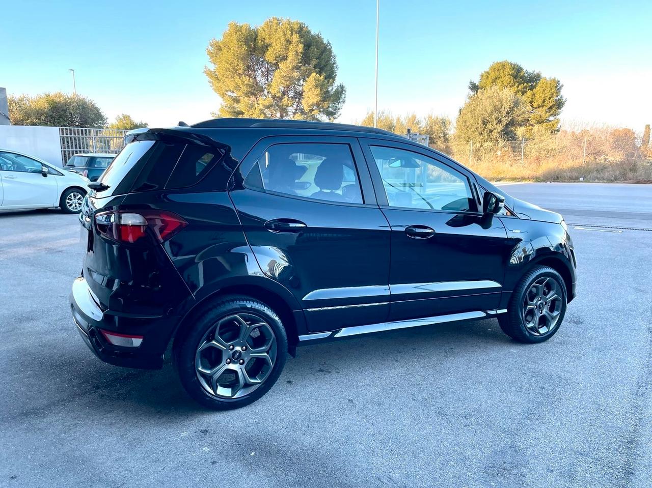 Ford EcoSport 1.0 EcoBoost 125cv ST-Line Black Edition