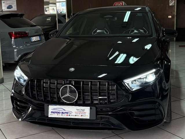 Mercedes-Benz A 45 AMG 2.0 421 CV TURBO AUTO 4 MATIC AMG PERFORMANCE