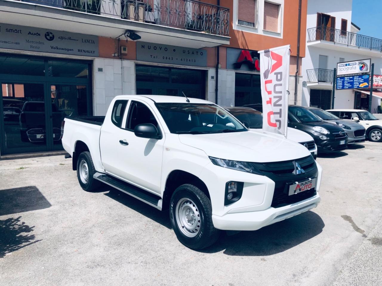 Mitsubishi L200 2.3 PICKUP CABINA ESTESA 4X4