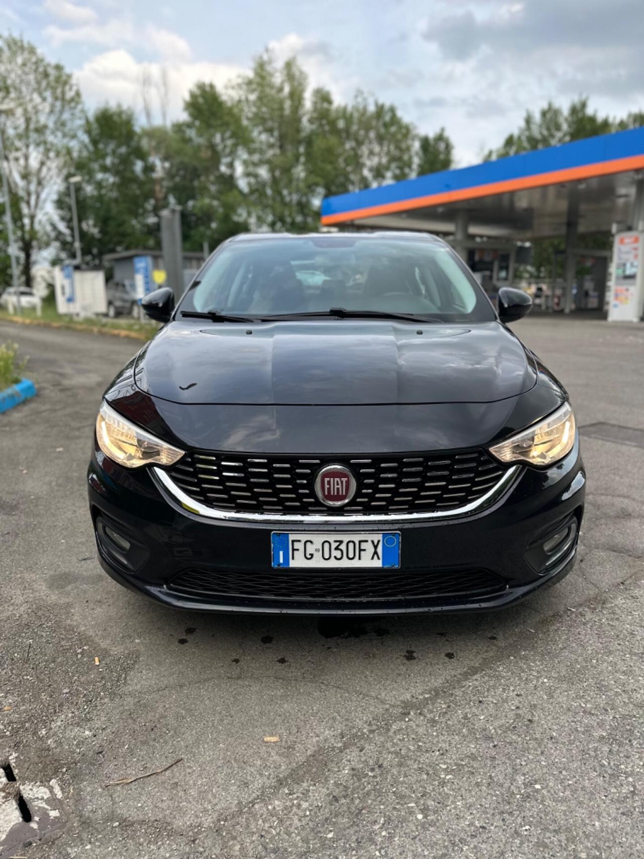 Fiat Tipo 1.6 Mjt 4 porte Lounge