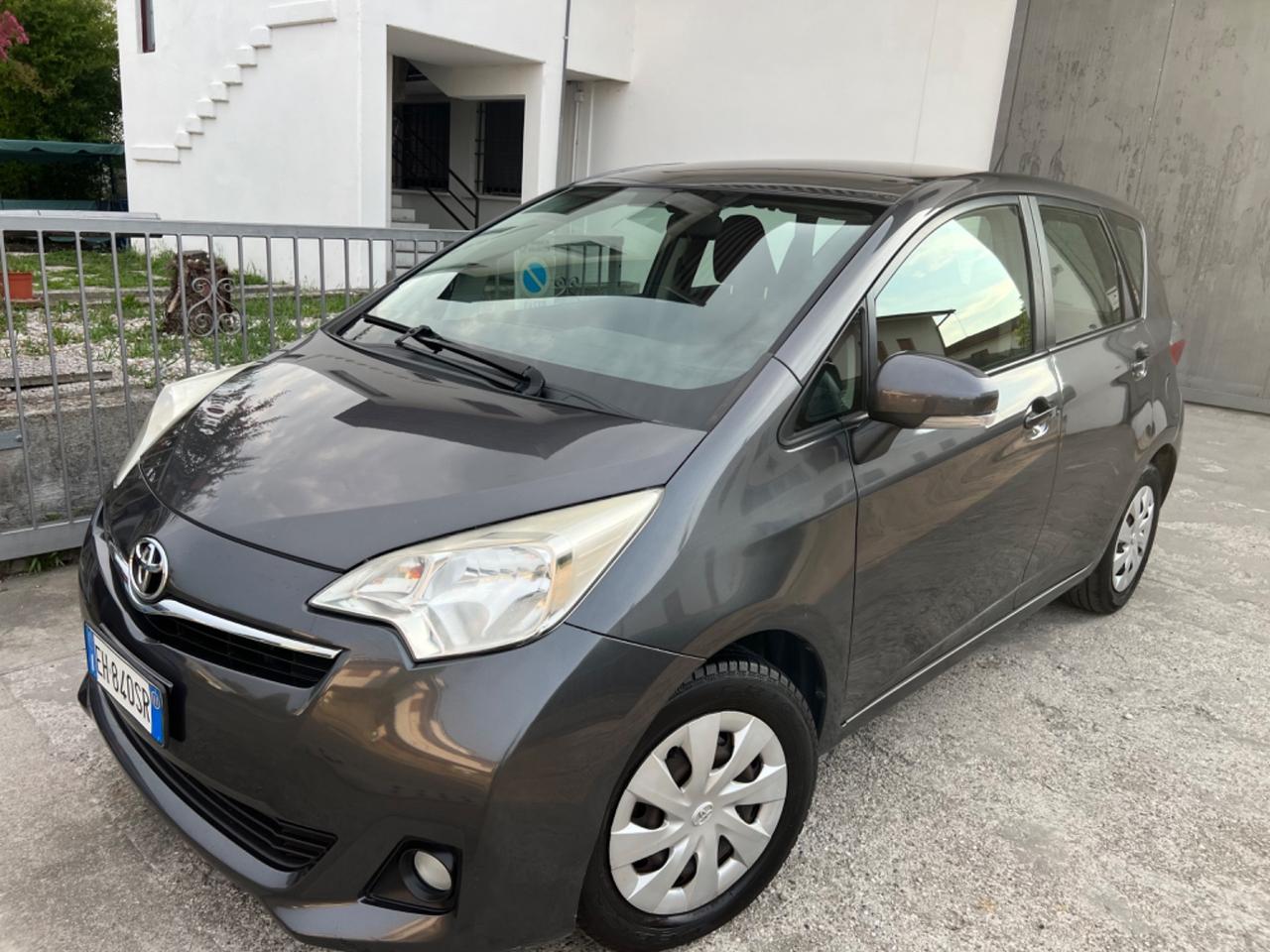 Toyota Verso-S 1.4 Diesel Euro 5 Bassi Consumi Neopatentati