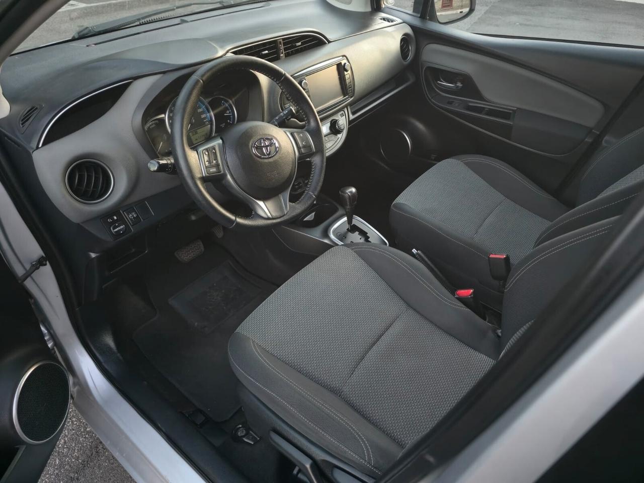 Toyota Yaris 1.5 Hybrid 5 porte Active