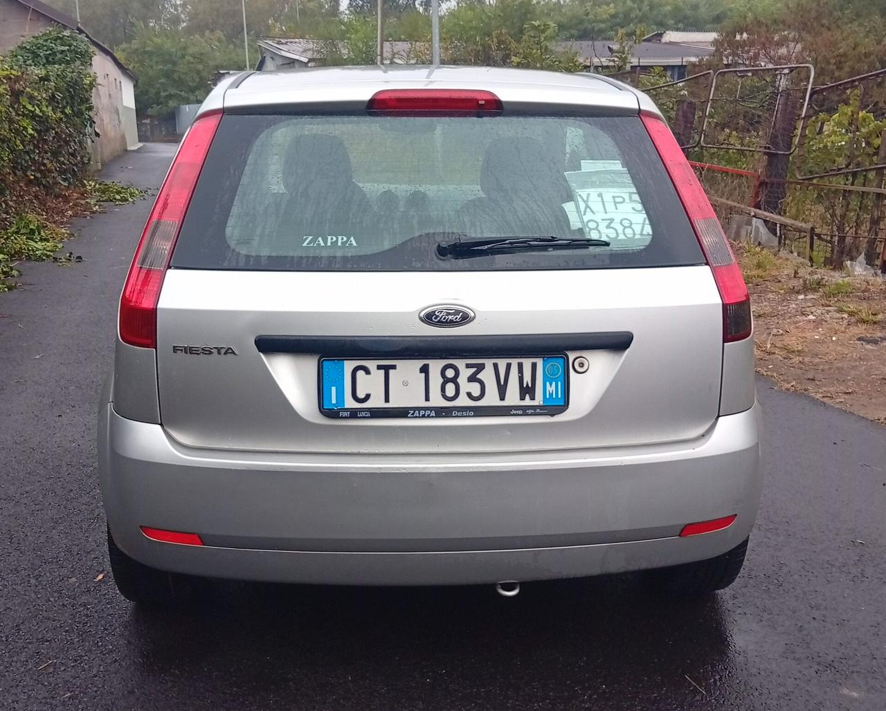 Ford Fiesta 1.2 75 CV Gpl sino 2033 .Distr Nuova .