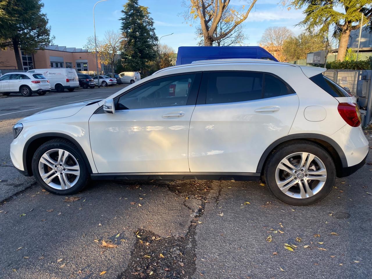 Mercedes-benz GLA 180 d Automatic Business