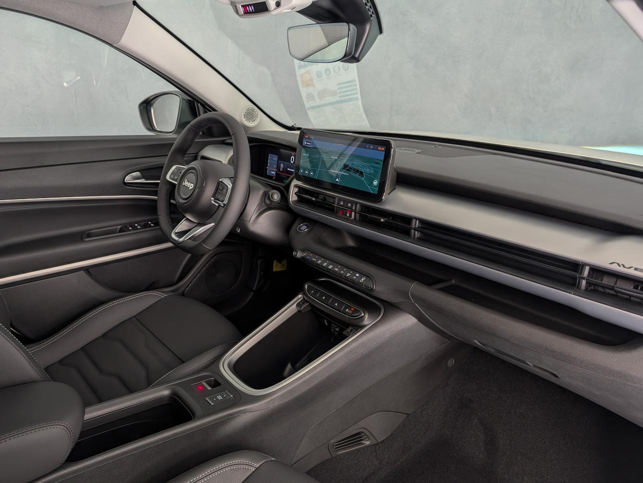 Jeep Avenger 1.2 Turbo E-Hybrid 110cv eDCT6 Summit