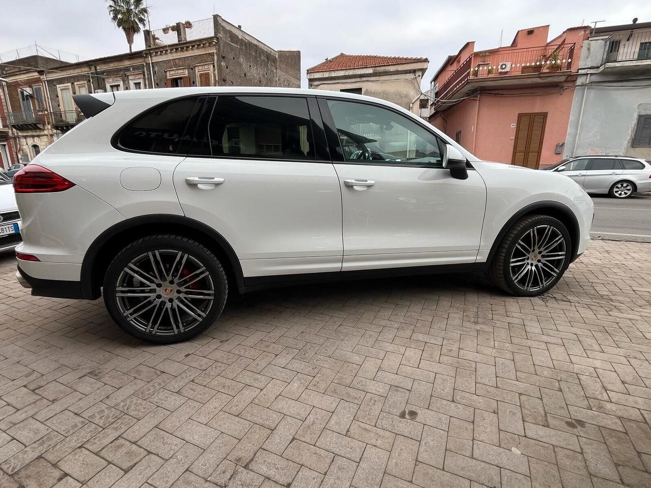Porsche Cayenne 3.0 Diesel 250cv FULL FULL NO SUPERBOLLO