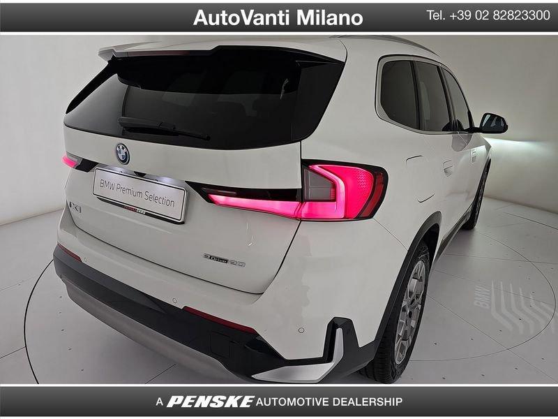 BMW iX1 eDrive 20 X-Line