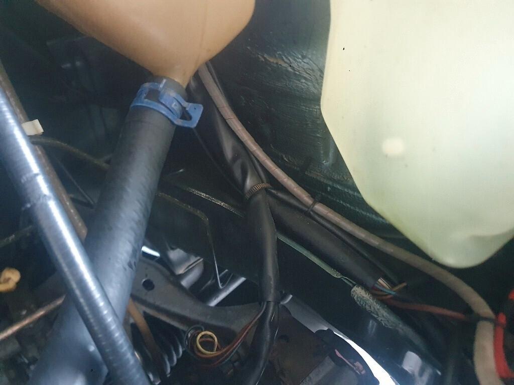 Volkswagen Golf GTI 1800 unico proprietario ASI targa oro