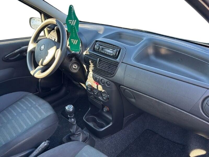 FIAT Punto Punto 5p 1.2 Active Gpl