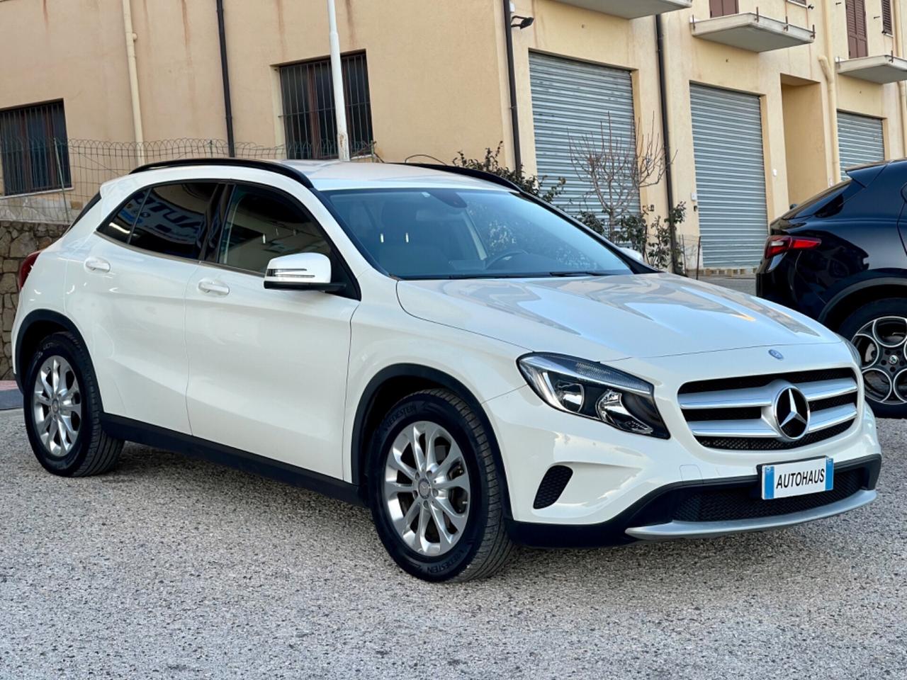 Mercedes-benz GLA 200d Executive - 2014