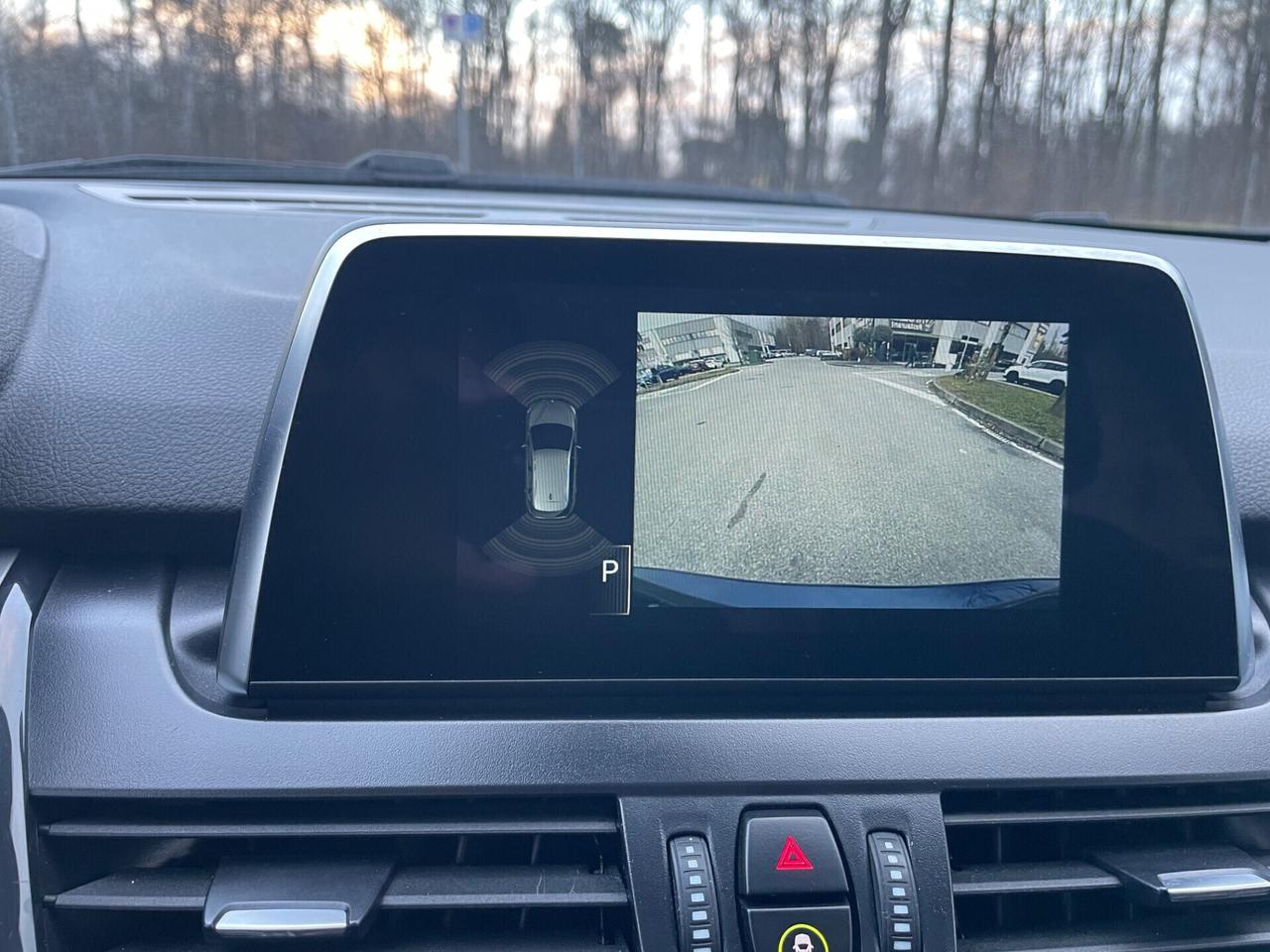 Bmw 216 218d Active Tourer*Neopatentati*Tetto*Navi*