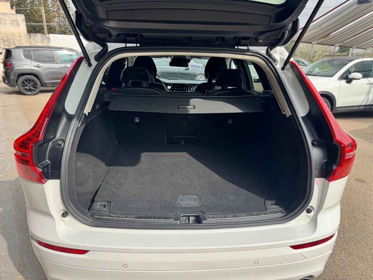 Volvo XC 60 XC60 D4 Geartronic Kinetic Motore 0km