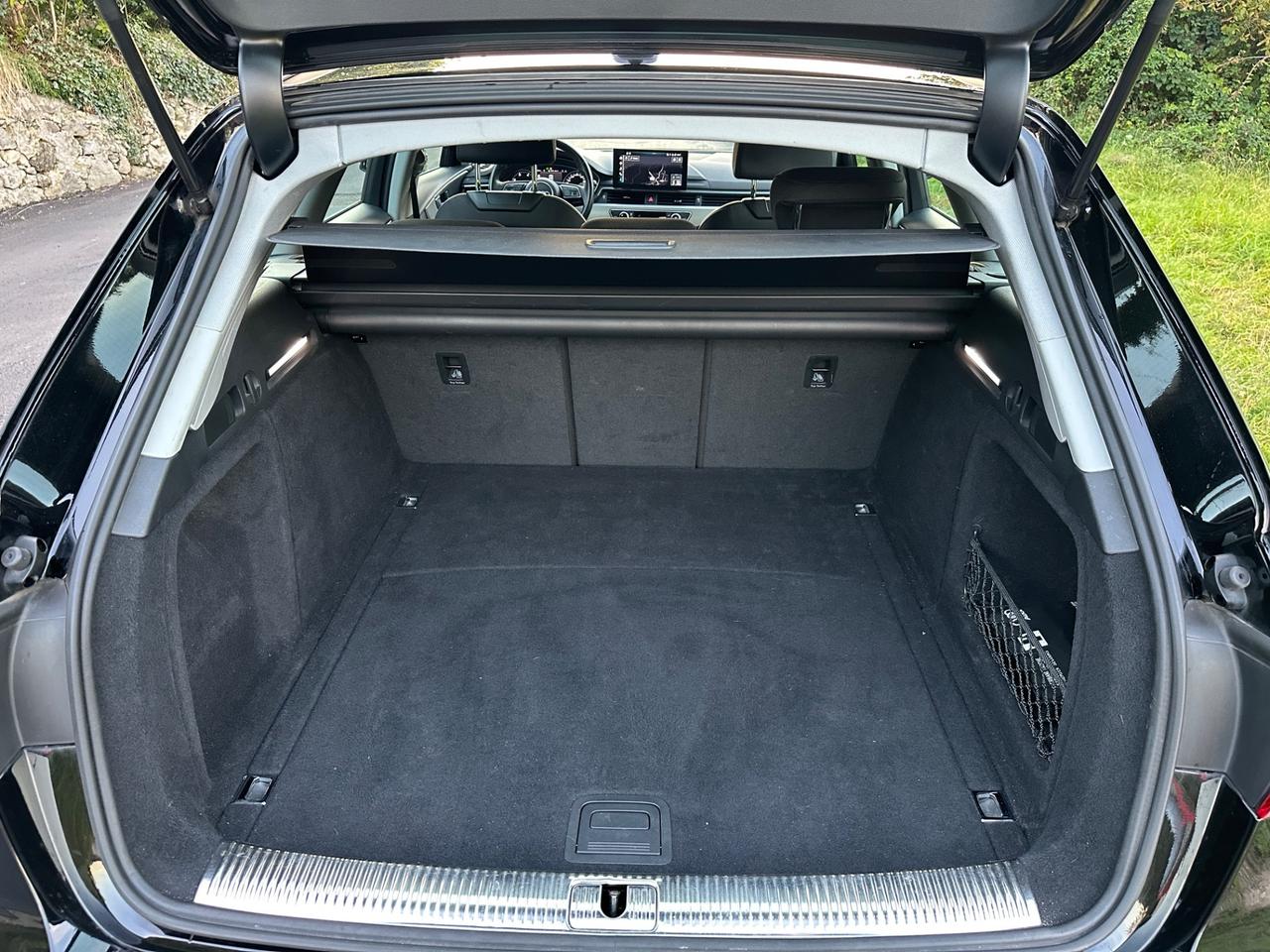 Audi A4 Avant 40 TDI quattro S tronic Business Advanced