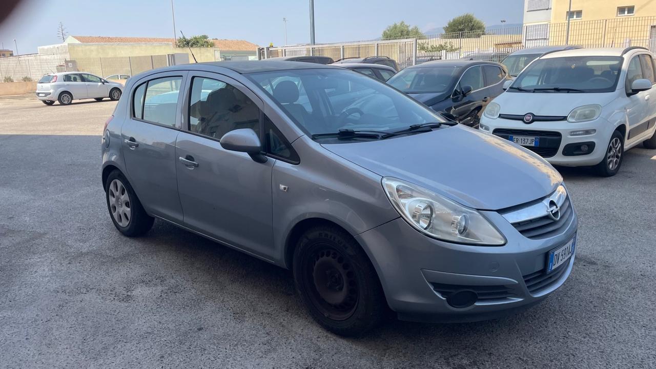 Opel Corsa 1.2 5 porte Enjoy benzina e gas