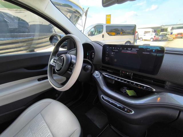 FIAT 500e Cabrio 42 kWh La Prima