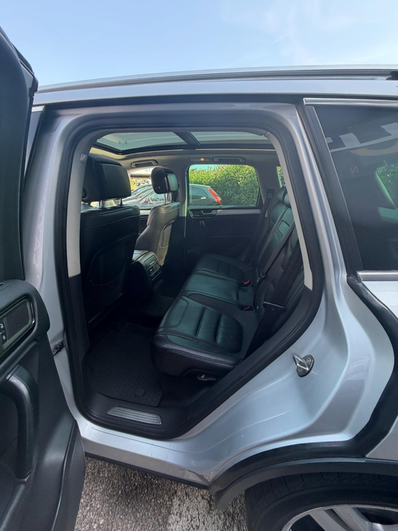 Volkswagen Touareg 3.0 TDI 245 CV tiptronic BlueMotion Techn. Executive