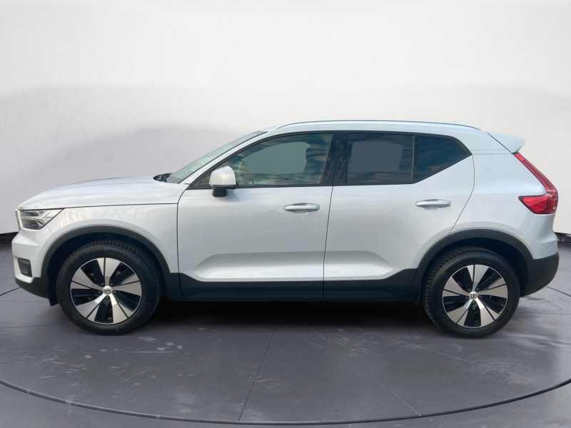 VOLVO XC40 1.5 t2 Momentum Pro AuTo