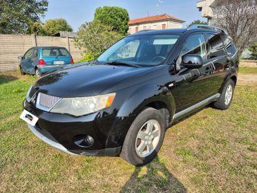 Mitsubishi Outlander 2.0 Intense