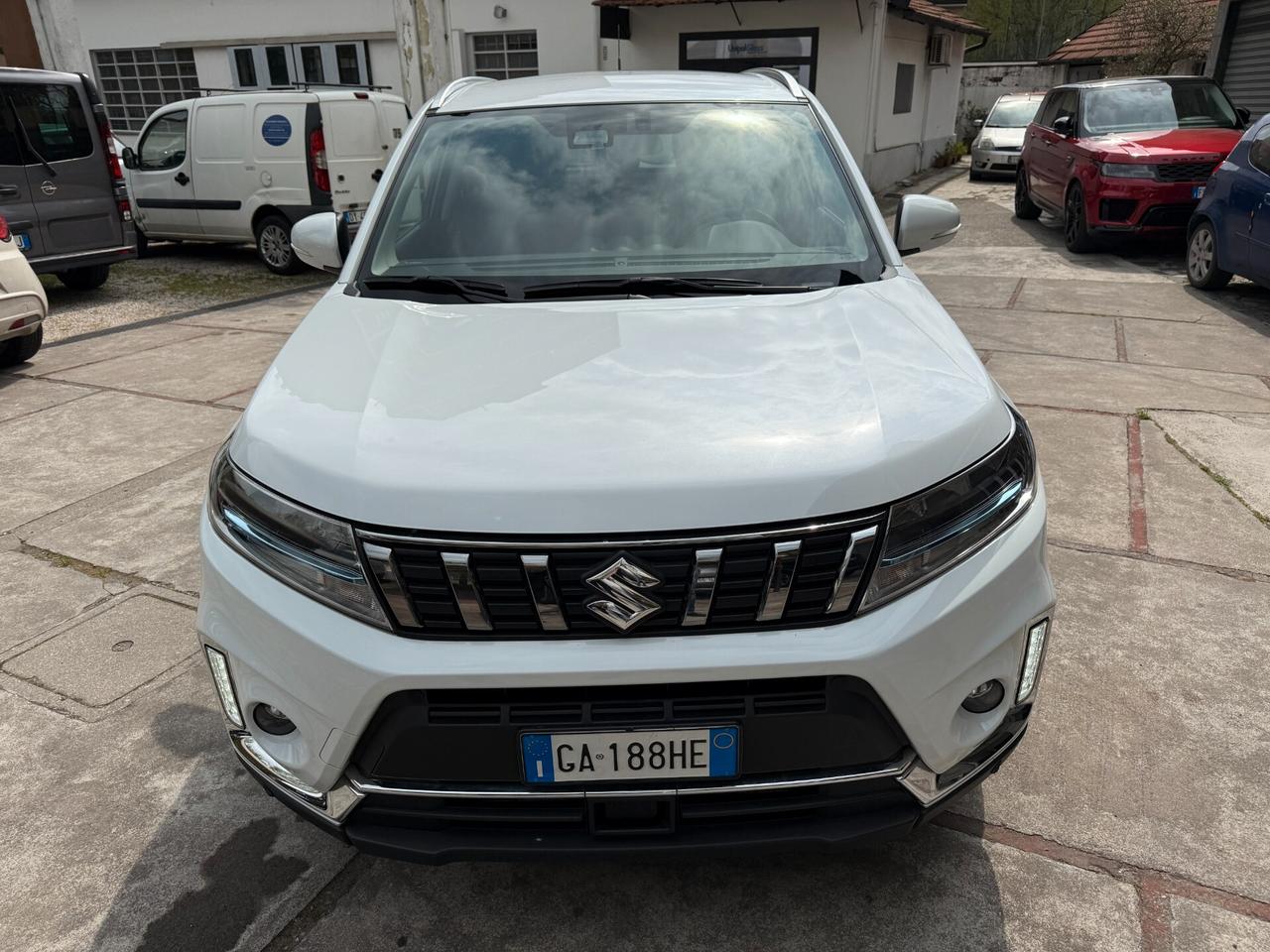 Suzuki Vitara 1.4 Hybrid Top