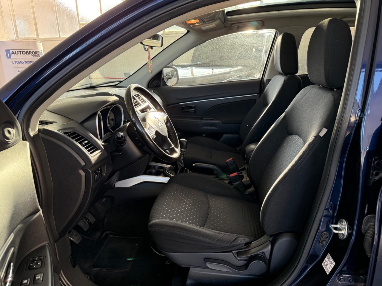 Mitsubishi ASX 1.8 DI-D 150 CV 2WD Intense Panoramic gancio traino