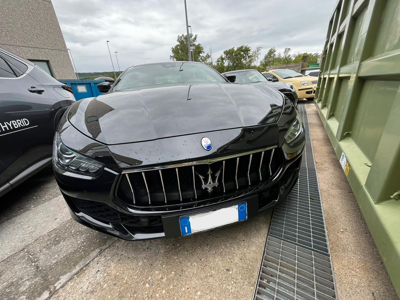 Maserati Ghibli V6 Diesel 275 CV Nerissimo Edition