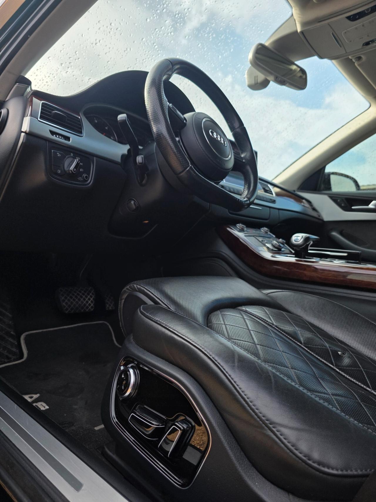 Audi A8 3.0 TDI 250 CV quattro tiptronic