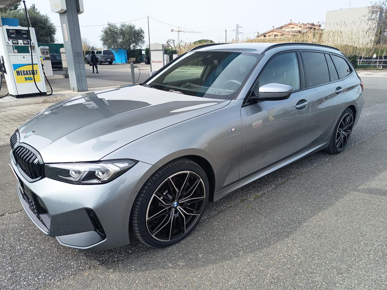 Bmw 330 330i xDrive Touring Msport