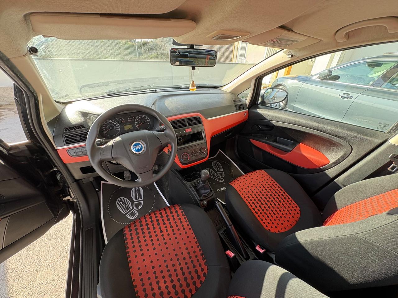 Fiat Grande Punto 1.3 MJT 75 CV 5 porte Active