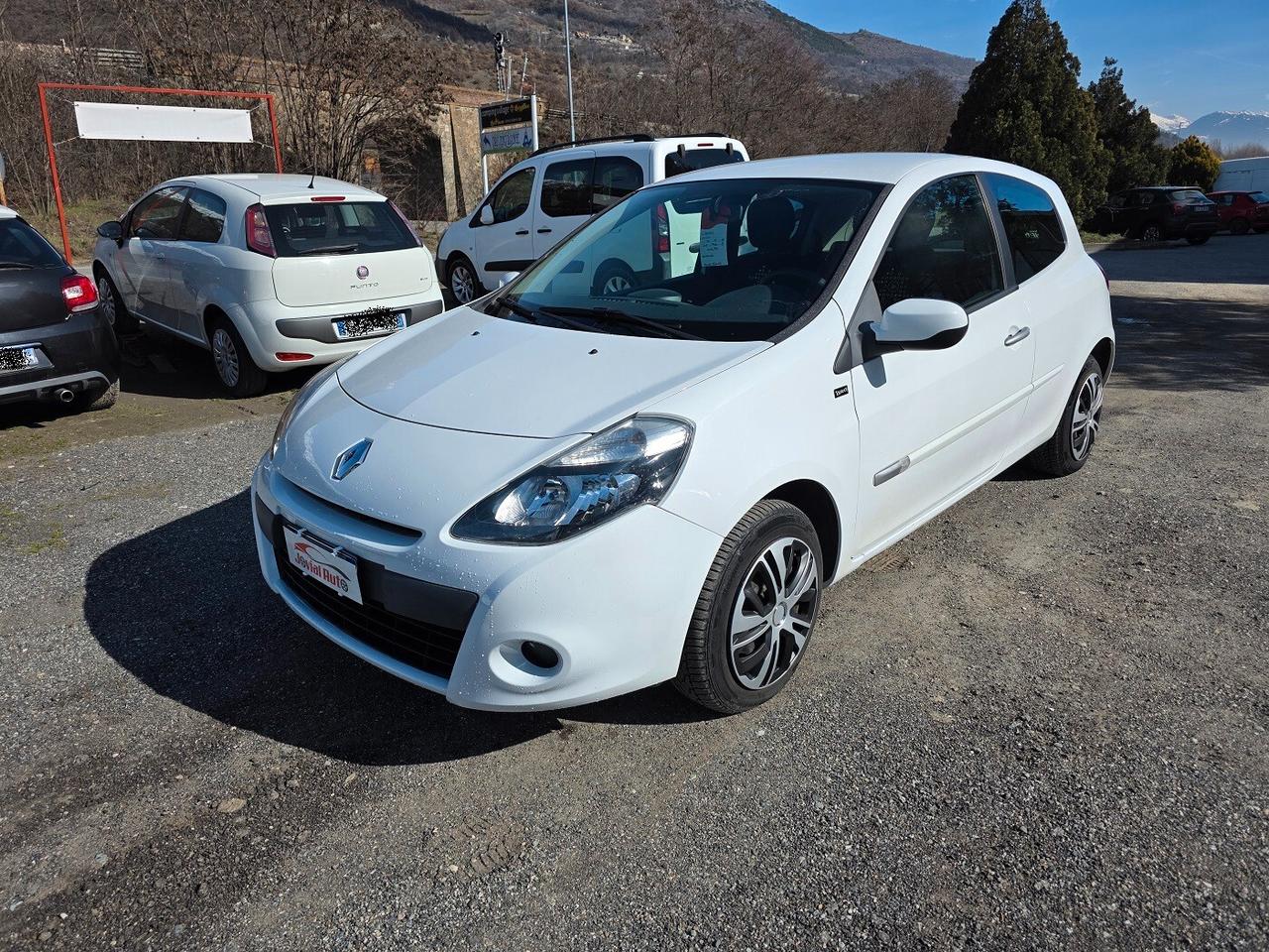 Renault Clio 1.2 16V Yahoo!